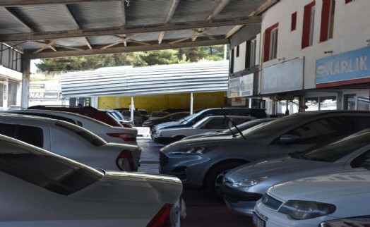 İzmirli oto galericiler, yetki belgesinden memnun: Belgeyle dolandırıcılığın önüne geçiliyor