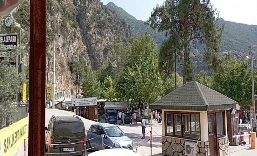 Kanyonda başına taş düşen 3 yaşındaki Yamaç, ağır yaralandı