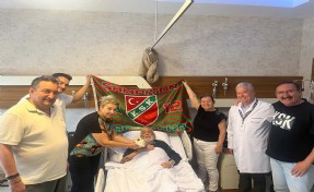 Karşıyaka'da Ateş Özerk ameliyat oldu