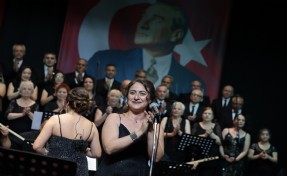 Konak’ta türkü şöleni