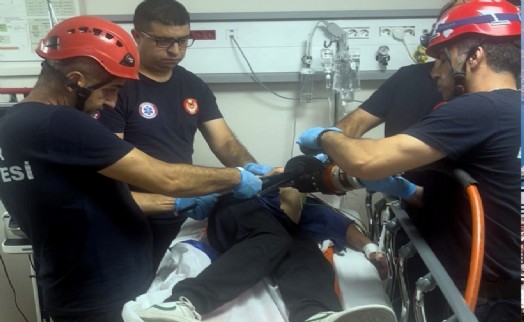 Küçük çocuğun vücuduna demir saplandı, İzmir İtfaiyesi kurtardı: Hayat kurtaran operasyon!