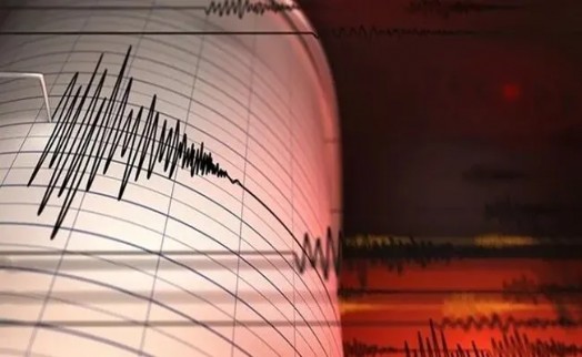 Malatya’da korkutan deprem! Çevre illerden de hissedildi