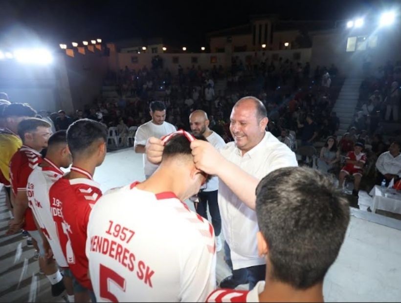 Menderes Belediyesi spor okulları açıldı