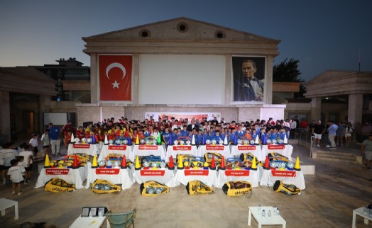 Menderes Belediyesi’nden spora destek