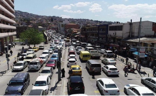 Motosiklet ve otomobil ön planda: İzmir’de araç kayıtları arttı