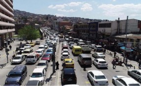 Motosiklet ve otomobil ön planda: İzmir’de araç kayıtları arttı