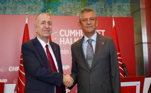 Özdağ'dan CHP'ye ziyaret! Özel'den Dervişoğlu'na yanıt