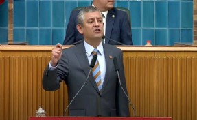 Özel'den 'iktidar', 'imza' ve 'asgari ücret' mesajları
