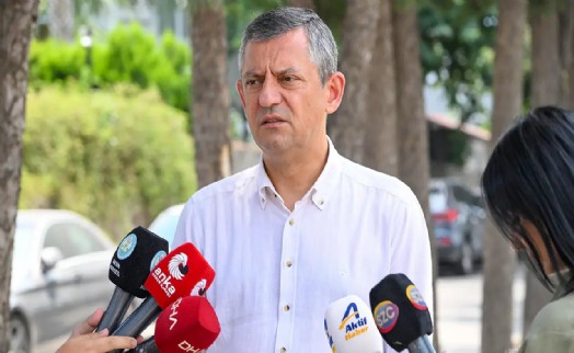 Özel'den çarpıcı sözler: 'Bu cendereden çıkar, 300'ü aşarız'