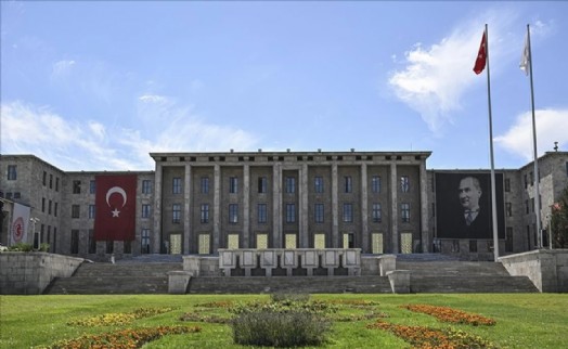TBMM tatile girmiyor! Meclis'in çalışma süresi 1 ay uzatıldı