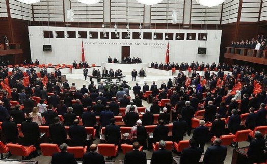 TBMM’de gündem Başkanlık Divanı ve Komisyon Üyeleri