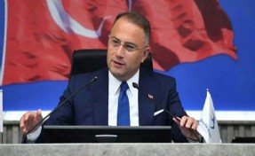 CHP'nin tutuklu belediye başkanı Murat Çalık İzmir'de hastaneye sevk edildi