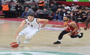 Ufuk Sarıca transferde Karşıyakalı Ozan'ı kaptı