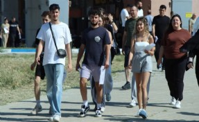 YKS'nin ilk oturumu TYT sona erdi: 2.5 milyon aday ter döktü