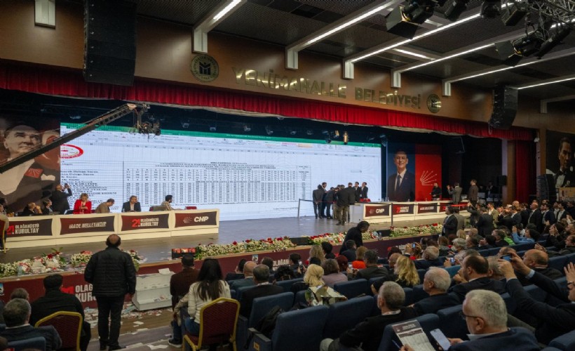Yan masadan kurultay iptali! İsmail Saymaz çelişkileri tek tek anlattı