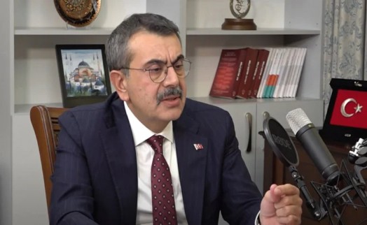 'Geri zeklıya anlatır gibi anlatıyoruz' diyen Bakan Tekin'den açıklama