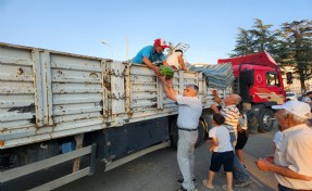 22 ton karpuz bir saatte tükendi!