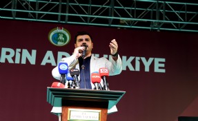 AK Partili İnan, Konak Meydanı'nda CHP'ye meydan okudu; Hadi yüreğiniz yetiyorsa buyrun!