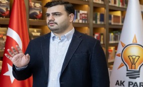AK Partili İnan'dan Özel'e yanıt: Sen önce şu İzmir’in çöplerini topla