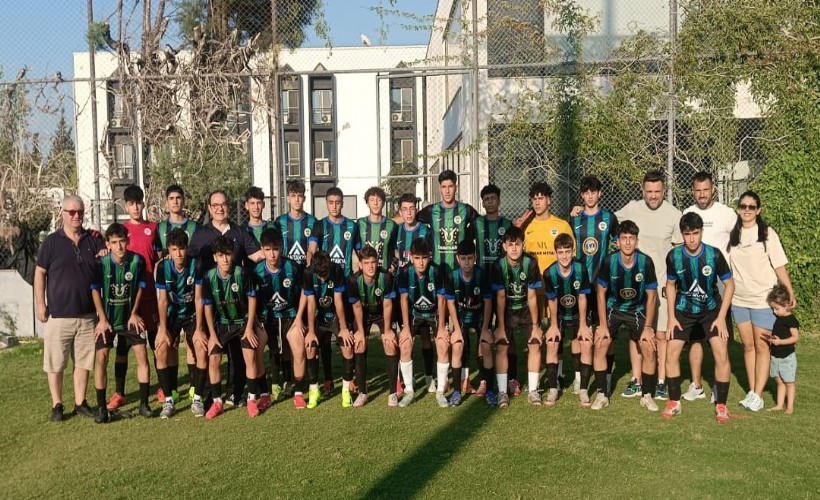 Altay sahaya iniyor