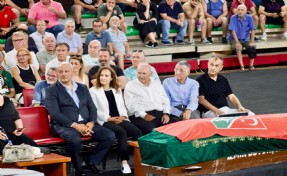 Ateş Özerk için anlamlı tören