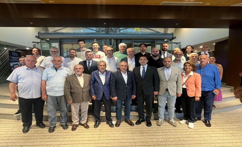 Ayakkabı sektörü İzmir'de buluştu: Fiyat odakla rekabet iflas etti