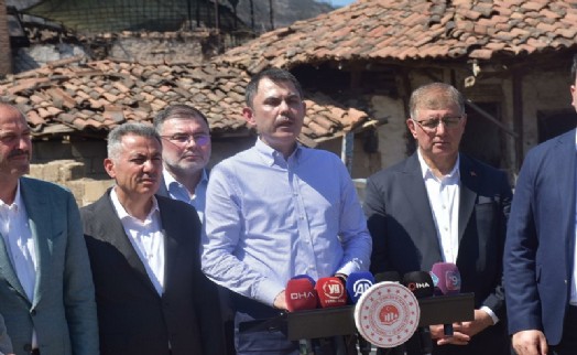 Bakan Kurum: Yangınlardan etkilenen 8 ilde toplamda 1168 bina zarar gördü