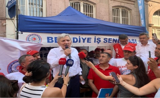 Başkan Yurdakul'dan Tugay'a sert çıkış: 'Elimi kırarım, o sandığı kurmam!'