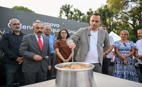 Bornova'da büyük aşure etkinliği