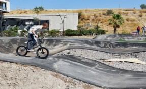 Bornova’da pedallar geleceğe dönecek