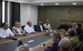 CHP İzmir'de beklenmeyen istifa: Büyükşehir'deki görevini öne sürdü