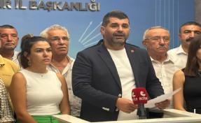 CHP İzmir’de ilçe başkanları bir araya geldi: ‘Kongrelerimiz iktidara giden yolu kısaltacak’