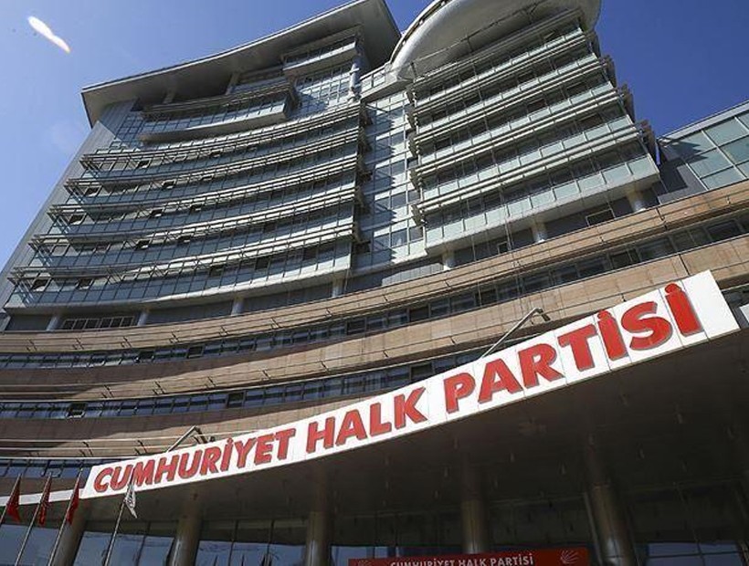 CHP'den flaş genelge; 'O meclis üyeleri görevlerinden istifa etsin'