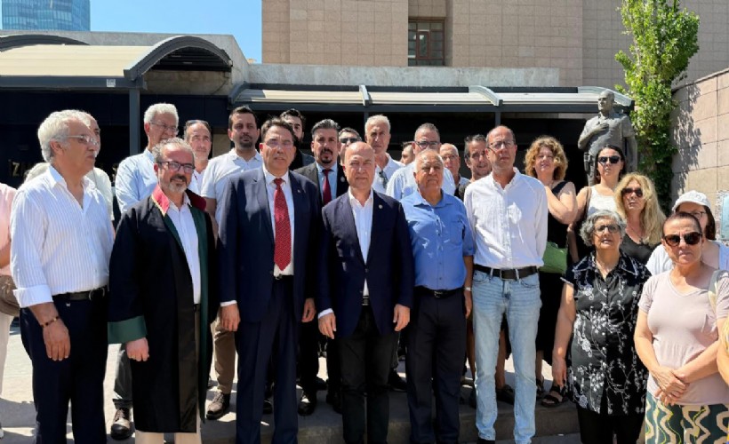 CHP'li Bağcıoğlu beş teğmene destek verdiği için İzmir’de hakim karşısına çıktı