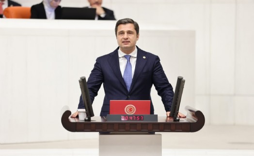 CHP'li Yücel: AK Parti CHP'li belediyeleri sorumlu tuttu: '2025'te en çok İzmir yandı!'