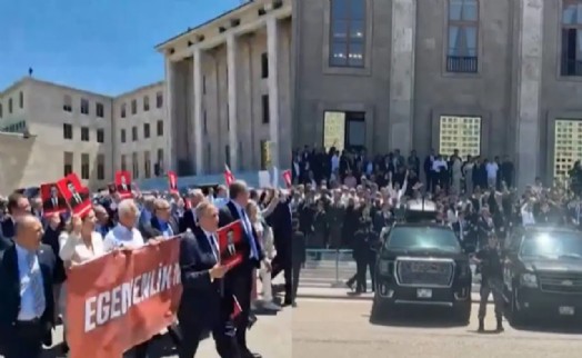 CHP'li vekillerin Adalet Bakanlığı yürüyüşüne AK Partililerden sloganla karşılık!