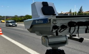 Çeşme yangınına derman olmaya gidiyorlardı... Radara takıldılar!