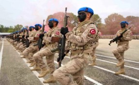 Cumhurbaşkanı Erdoğan imzaladı: Foça ve Bornova'nın komutanları değişti...