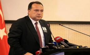Dutlulu sordu: 'AK Partili belediyelerde hiç mi şüphe yok?'
