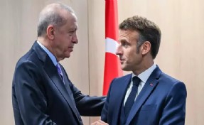 Erdoğan, Macron ile telefonda görüştü