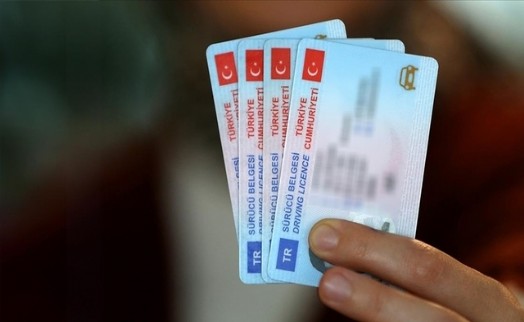 Eski tip ehliyetlerde bugün son gün!