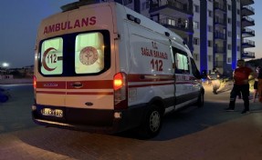 Evde düşerek yaralandığı söylenen adamı eşi bıçaklamış!