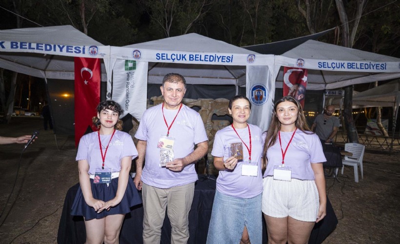 Gençler sordu Başkan Tugay yanıtladı: Belediyeler kuru siyaset yapılan yerler değil