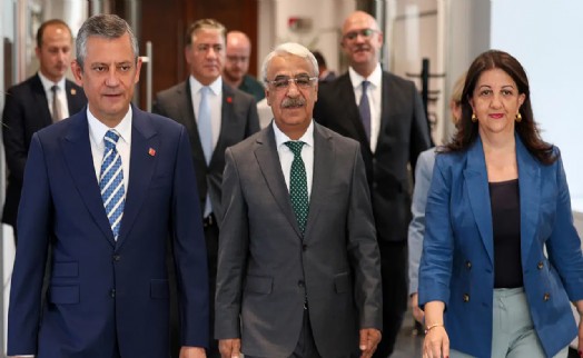Görüşmenin ayrıntısı ortaya çıktı: Özel'den dikkat çeken talep
