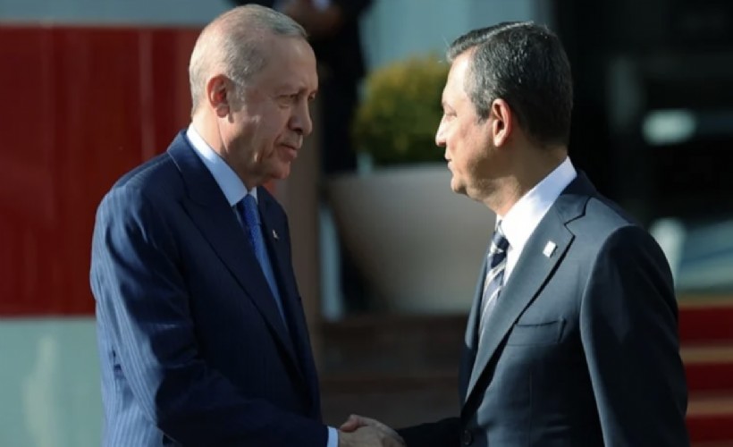 Hem Erdoğan hem Özel 'birinci partiyiz' demişti, son seçimleri bilen anket şirketi gerçeği açıkladı