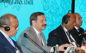 Hisarcıklıoğlu: Arap ülkelerinden 50 milyar dolar doğrudan yatırım aldık