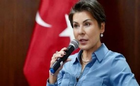 İBB'nin kadın genel müdürü yerde yatıyor!