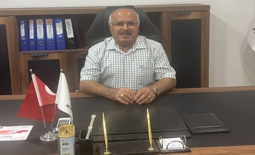 İlkeli duruş 1 saat sürdü… ‘AK Parti’nin yanındayım’ dedi meclis üyeliğinden istifa etti