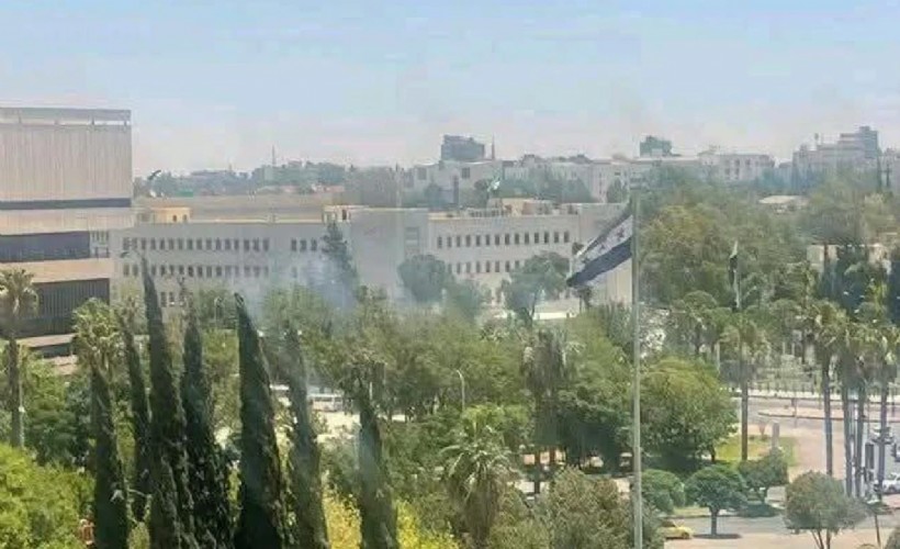 İsrail uçakları Şam'ı vurdu