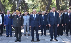 İzmir'de 15 Temmuz şehitleri anıldı
